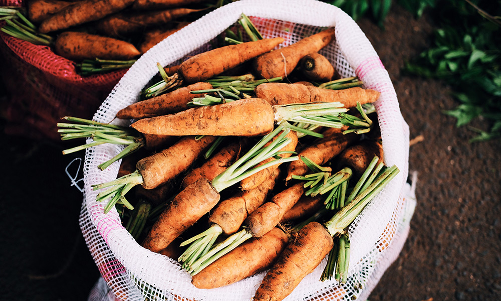 Carrots in a bag, food production